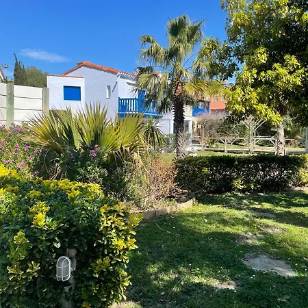 Apartament Tres Beau T2 - Emeraude 40 *